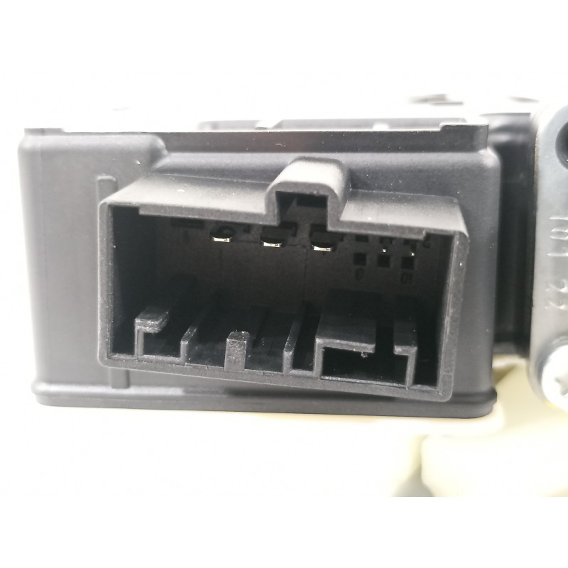 Recambio de elevalunas trasero derecho para seat arona xperience referencia OEM IAM 6F0839462C 5Q0959408D 0130822694