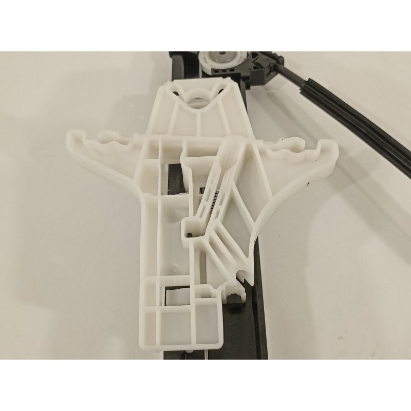 Recambio de elevalunas trasero derecho para seat arona xperience referencia OEM IAM 6F0839462C 5Q0959408D 0130822694