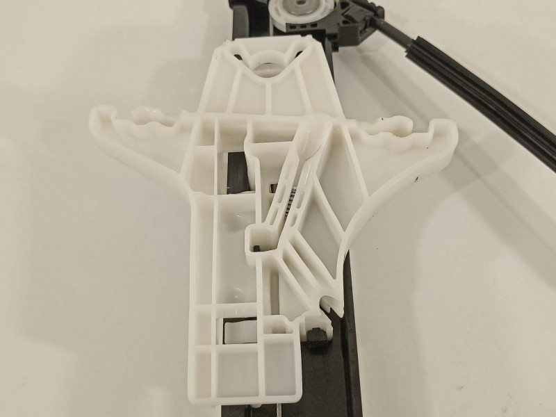 Recambio de elevalunas trasero derecho para seat arona xperience referencia OEM IAM 6F0839462C 5Q0959408D 0130822694