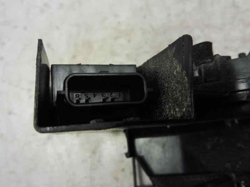 Recambio de cerradura puerta trasera derecha para renault megane iv berlina 5p life referencia OEM IAM 835025222R  
