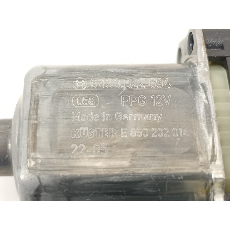 Recambio de elevalunas trasero derecho para seat arona xperience referencia OEM IAM 6F0839462C 5Q0959408D 0130822694