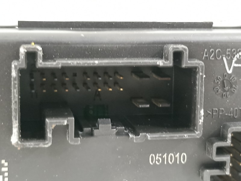 Recambio de modulo confort para volvo v60 kombi 2.4 diesel cat referencia OEM IAM 31334483  