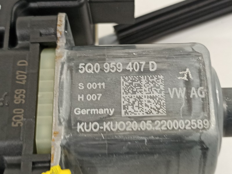 Recambio de elevalunas trasero izquierdo para seat arona xperience referencia OEM IAM 6F0839461C 5Q0959407D 0130822695