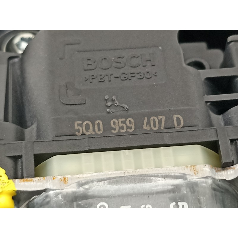 Recambio de elevalunas trasero izquierdo para seat arona xperience referencia OEM IAM 6F0839461C 5Q0959407D 0130822695