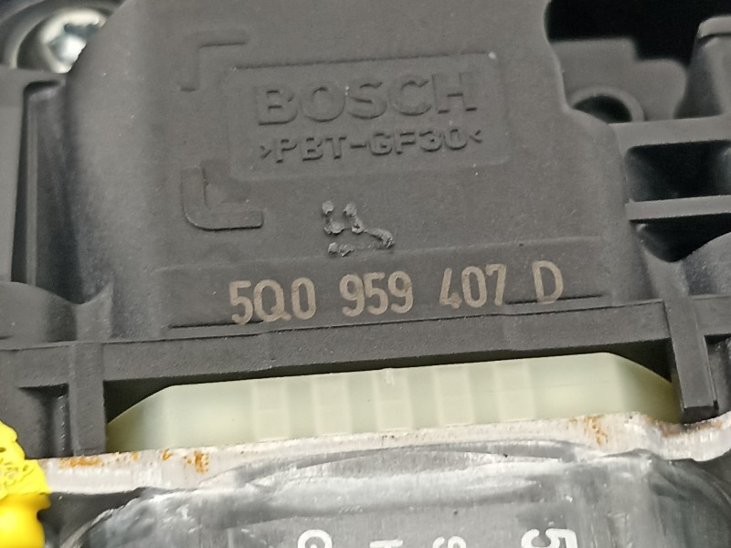 Recambio de elevalunas trasero izquierdo para seat arona xperience referencia OEM IAM 6F0839461C 5Q0959407D 0130822695