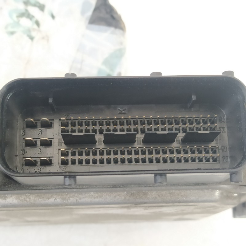 Recambio de centralita motor uce para kia cee´d sporty wagon active referencia OEM IAM 391032A715 0281013399 