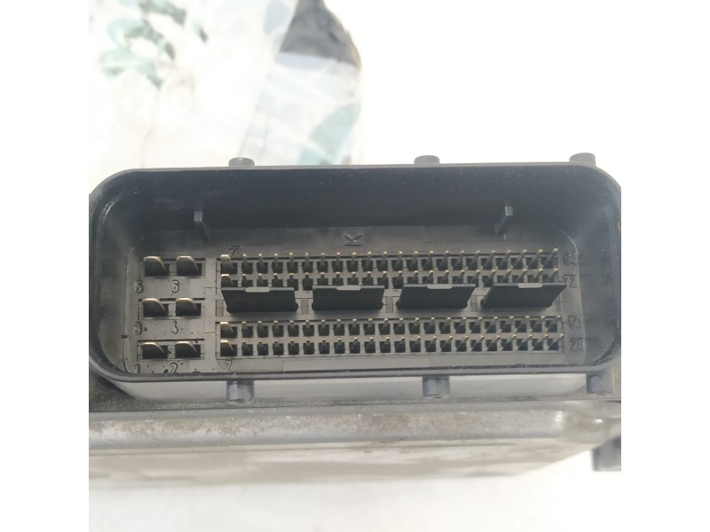 Recambio de centralita motor uce para kia cee´d sporty wagon active referencia OEM IAM 391032A715 0281013399 