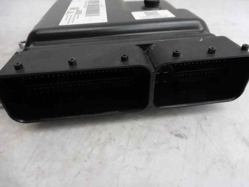 Recambio de centralita motor uce para opel astra j lim. excellence referencia OEM IAM 55575315 MB2758009553 