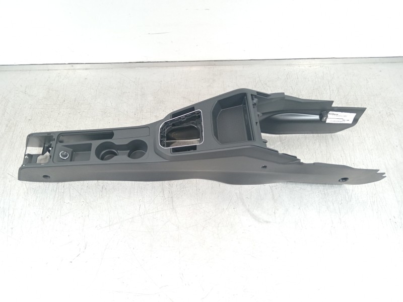 Recambio de consola central para seat ibiza (kj1) fr referencia OEM IAM 6F1863243C  