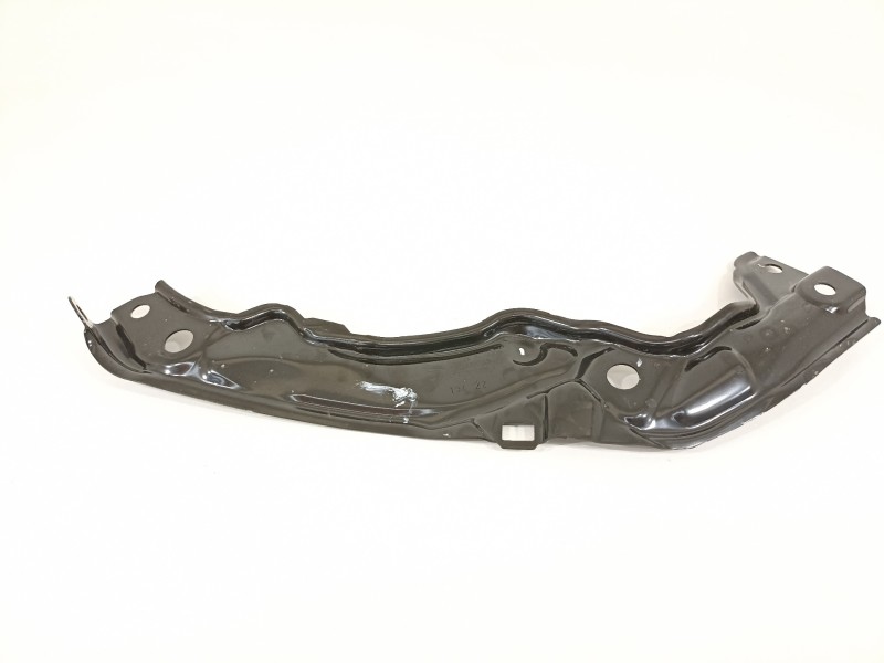 Recambio de travesaño superior para seat ibiza (kj1) fr referencia OEM IAM 6F0806930A  