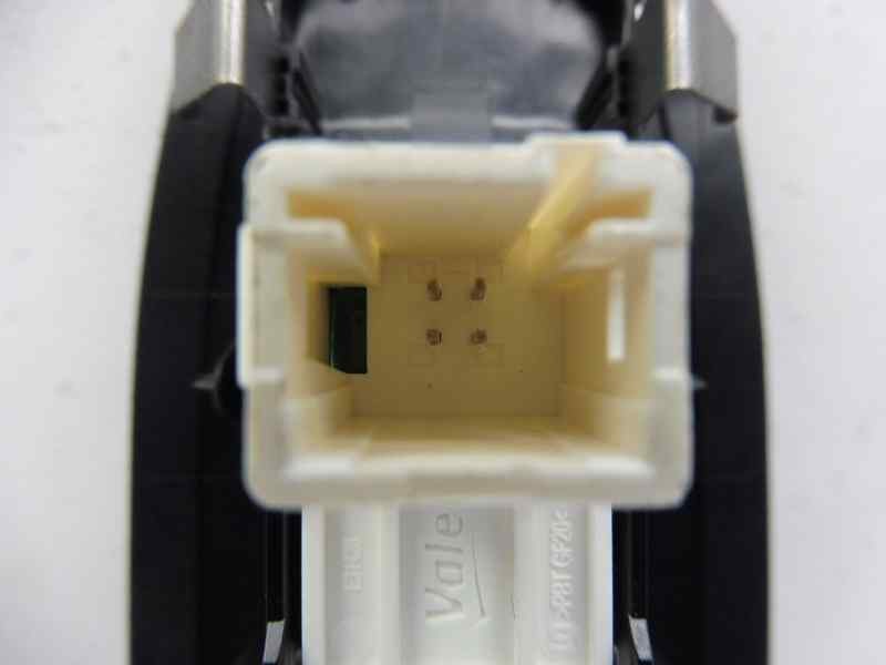 Recambio de mando elevalunas delantero derecho para peugeot 2008 (--.2013) allure referencia OEM IAM 96751115ZD  