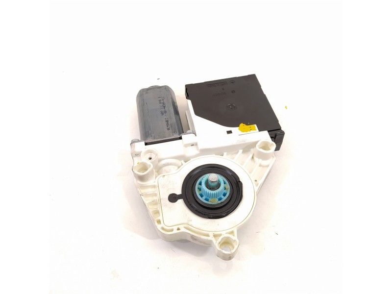 Recambio de motor elevalunas delantero derecho para seat leon (1p1) reference referencia OEM IAM 1T0959702L  