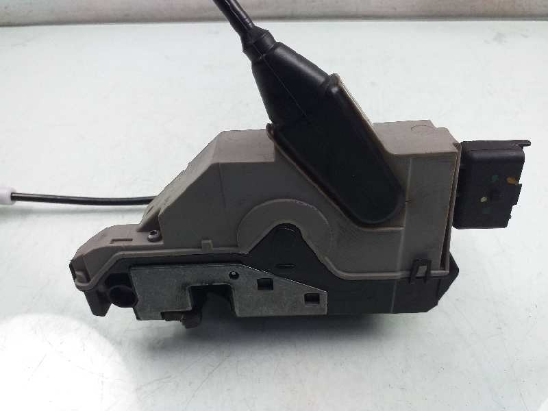 Recambio de cerradura puerta trasera izquierda para peugeot 2008 (--.2013) allure referencia OEM IAM 9812501480  