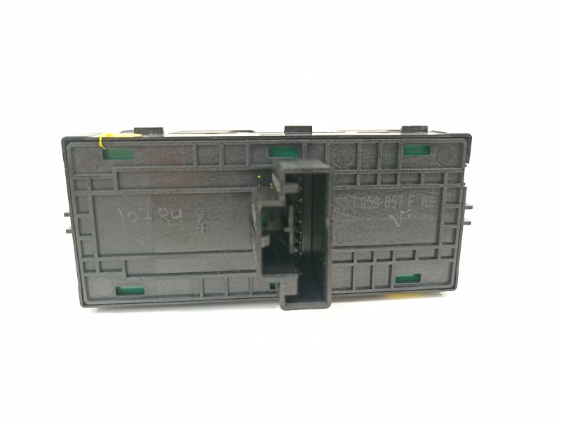 Recambio de mando elevalunas delantero izquierdo para seat ibiza (kj1) fr referencia OEM IAM 5G0959857F  