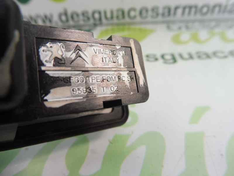 Recambio de maneta exterior porton para peugeot 2008 (--.2013) allure referencia OEM IAM 95835T02  