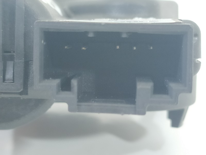 Recambio de motor apertura trampillas climatizador para volkswagen polo gti referencia OEM IAM 2Q0907511A  