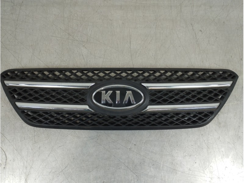 Recambio de rejilla delantera para kia cee´d sporty wagon active referencia OEM IAM 863501H000  
