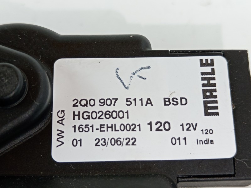 Recambio de motor apertura trampillas climatizador para seat ibiza (kj1) fr referencia OEM IAM 2Q0907511A HG026001 