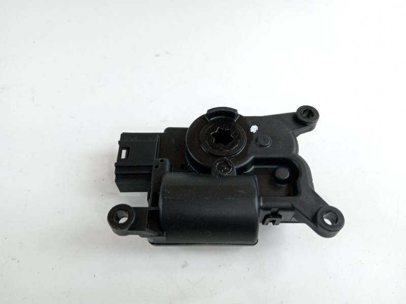 Recambio de motor apertura trampillas climatizador para seat ibiza (kj1) fr referencia OEM IAM 2Q0907511A HG026001 