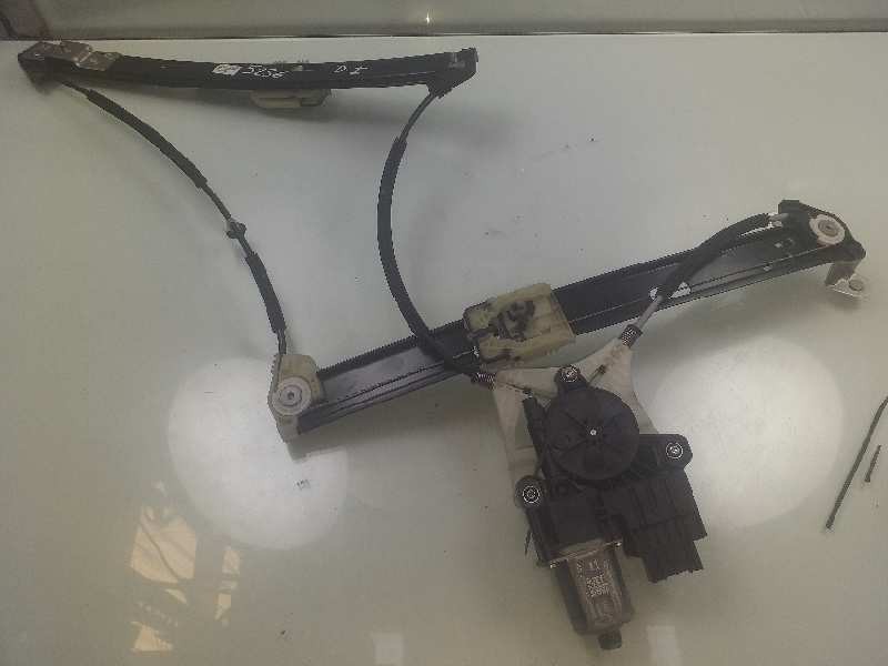 Recambio de elevalunas delantero izquierdo para volkswagen polo gti referencia OEM IAM 2G4837461B  