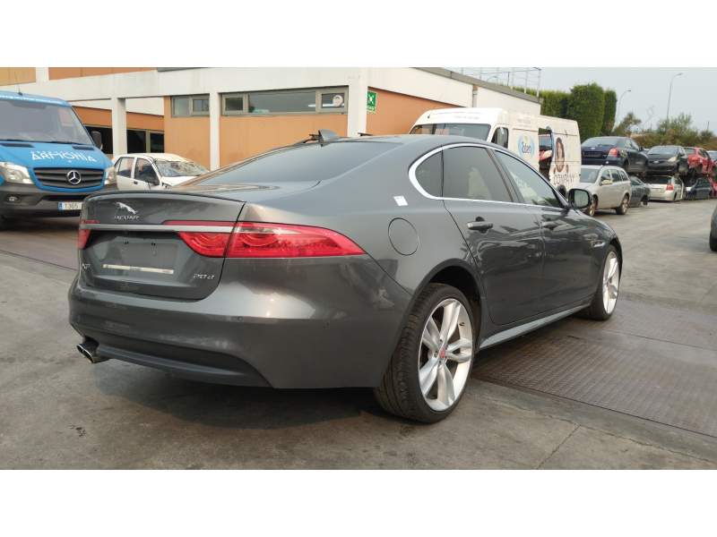 jaguar xf del año 2017
