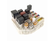 Recambio de caja reles / fusibles para toyota rav 4 (a2) 1.8 luna referencia OEM IAM 2376951G12  