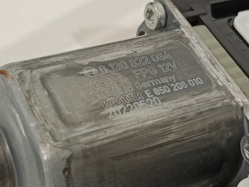 Recambio de elevalunas delantero derecho para seat ibiza (kj1) fr referencia OEM IAM 6F0837462C  