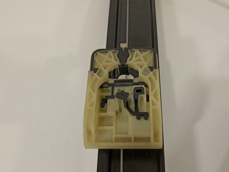 Recambio de elevalunas delantero izquierdo para seat ibiza (kj1) fr referencia OEM IAM 6F0837461C  