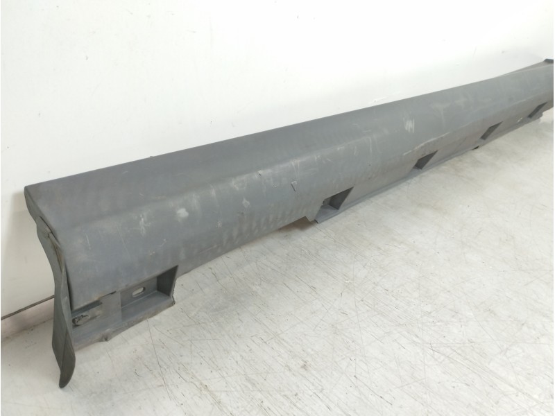 Recambio de faldon lateral para ford focus lim. (cb8) urban referencia OEM IAM BM51A10154A  