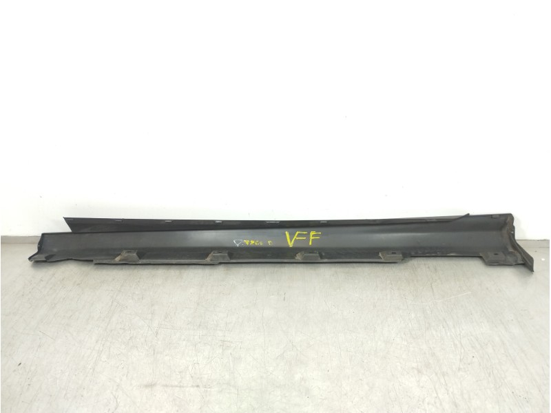 Recambio de faldon lateral para ford focus lim. (cb8) urban referencia OEM IAM BM51A10154A  