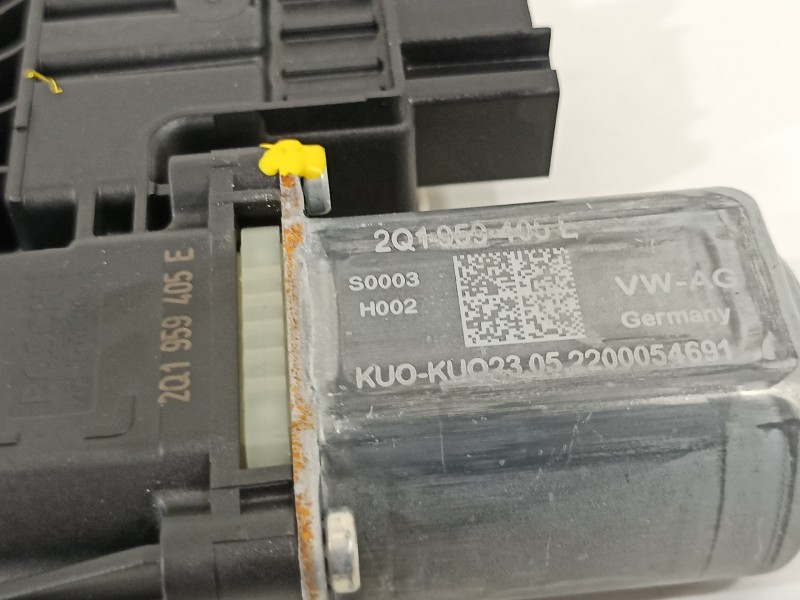 Recambio de elevalunas delantero izquierdo para seat ibiza (kj1) fr referencia OEM IAM 6F0837461C  