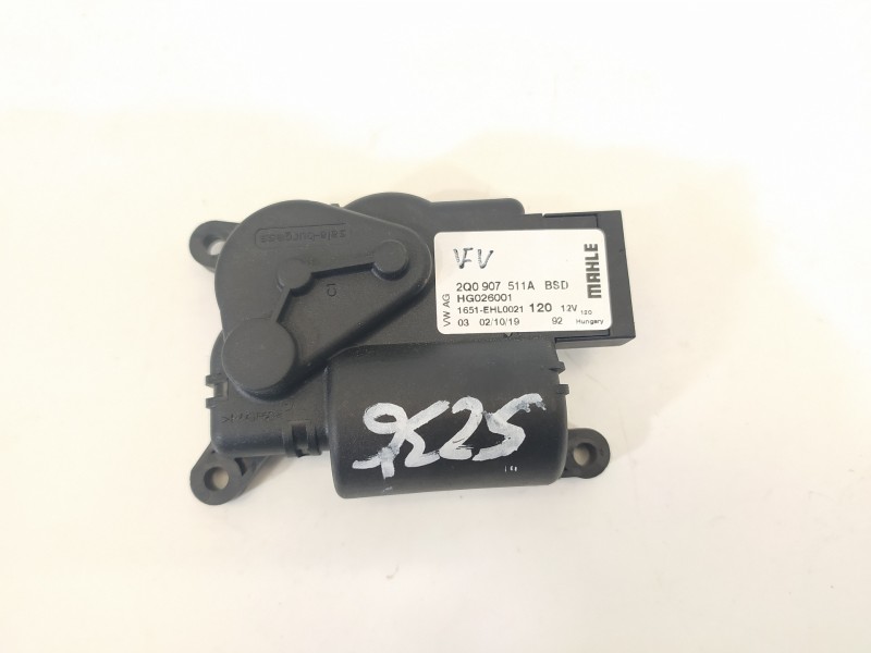 Recambio de motor apertura trampillas climatizador para volkswagen polo gti referencia OEM IAM 2Q0907511A  