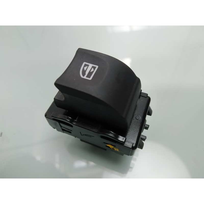 Recambio de mando elevalunas delantero derecho para renault scenic iii dynamique referencia OEM IAM 809600018R  