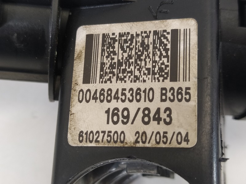 Recambio de conmutador de arranque para lancia ypsilon (101) 1.2 16v argento referencia OEM IAM 00468453610 61027500 
