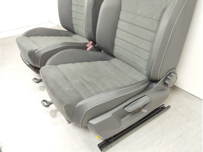 Recambio de juego asientos completo para seat arona xperience referencia OEM IAM 2Q4881106  