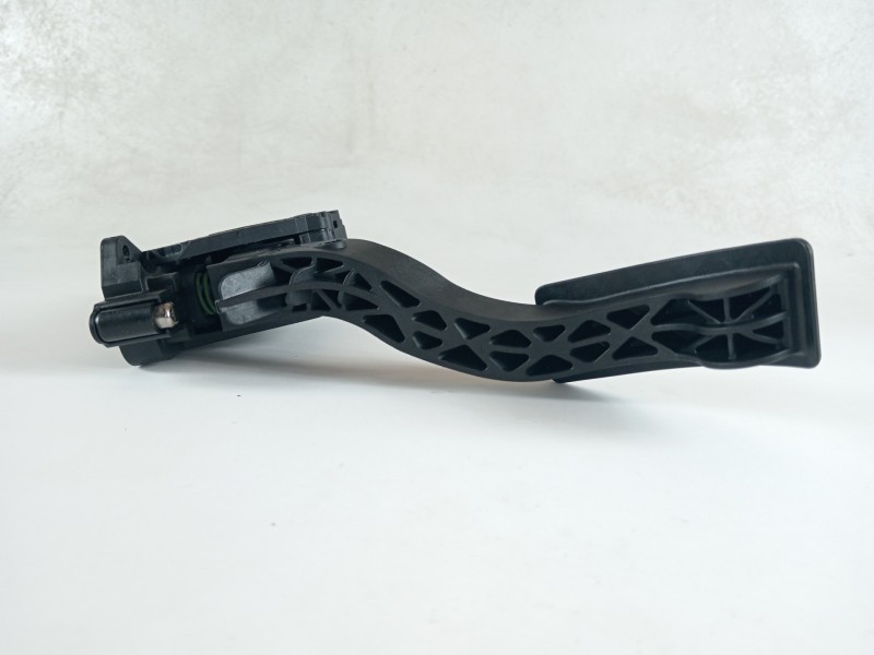 Recambio de potenciometro pedal para seat ibiza (kj1) fr referencia OEM IAM 2Q1723503  