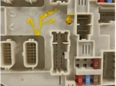 Recambio de caja reles / fusibles para renault zoe bose referencia OEM IAM 284B64259R   2