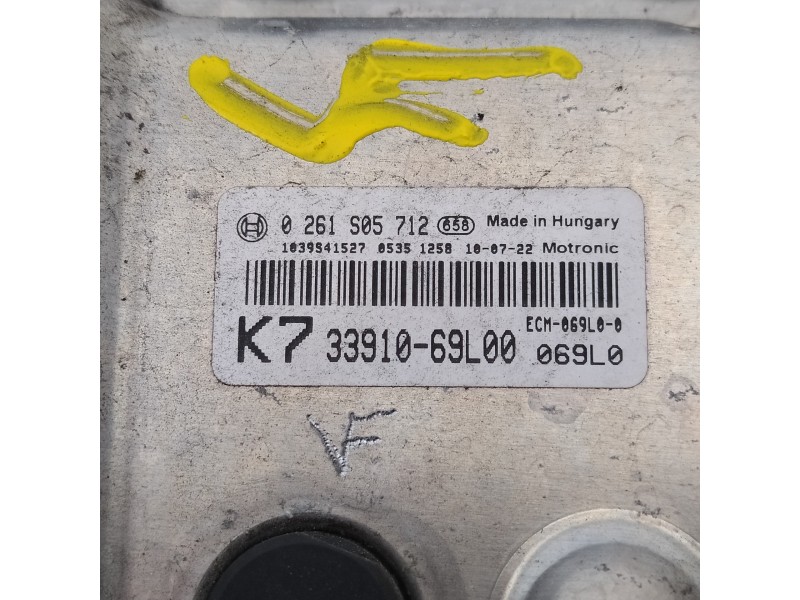 Recambio de centralita motor uce para suzuki swift azg (nz) ga referencia OEM IAM 3391069L00 0261S05712 