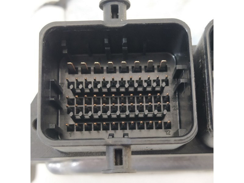 Recambio de centralita motor uce para suzuki swift azg (nz) ga referencia OEM IAM 3391069L00 0261S05712 