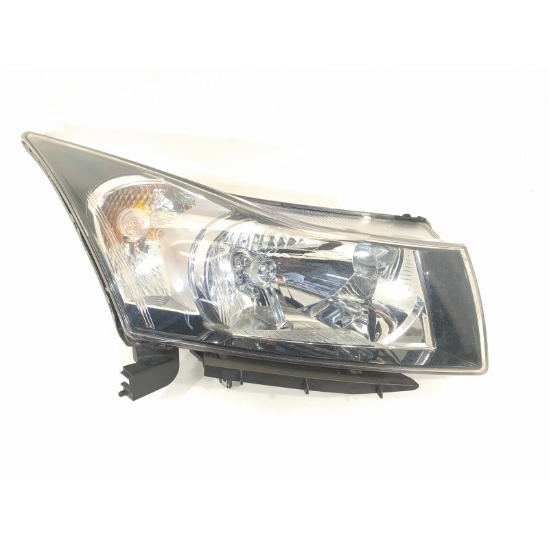 Recambio de faro derecho para chevrolet cruze ls referencia OEM IAM 12413 13063 