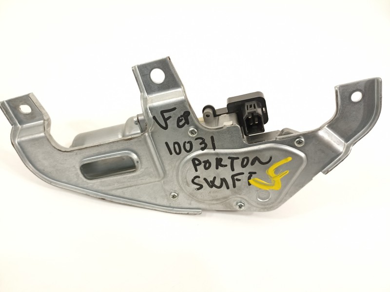 Recambio de motor limpia trasero para suzuki swift azg (nz) ga referencia OEM IAM 3881068L01000  