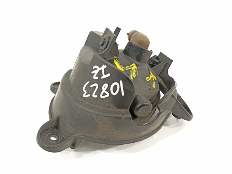 Recambio de faro antiniebla izquierdo para kia sorento 2.5 crdi active referencia OEM IAM 922013E500  