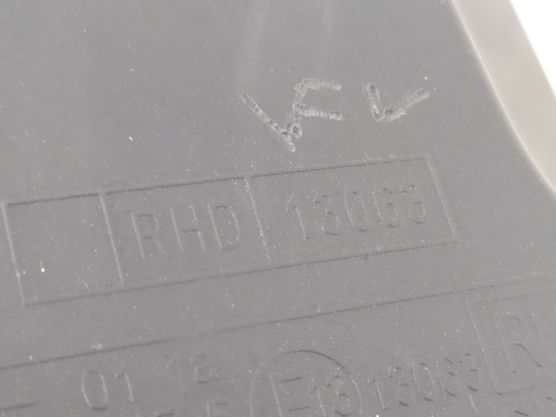 Recambio de faro derecho para chevrolet cruze ls referencia OEM IAM 12413 13063 