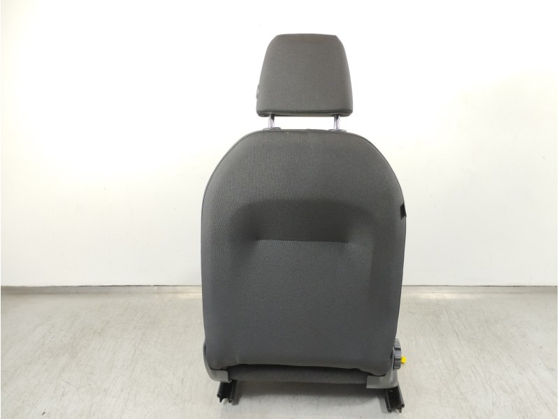 Recambio de asiento delantero derecho para seat arona xperience referencia OEM IAM 2Q4881106  