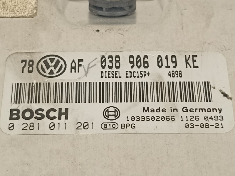 Recambio de centralita motor uce para volkswagen passat berlina (3b3) advance referencia OEM IAM 038906019KE  