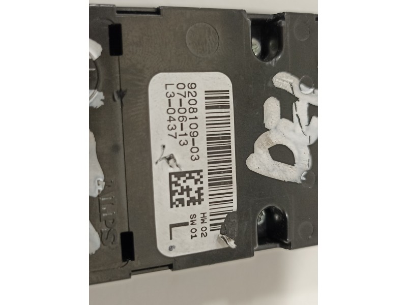 Recambio de mando elevalunas delantero izquierdo para bmw serie 3 lim. (f30) 316d referencia OEM IAM 9208109  