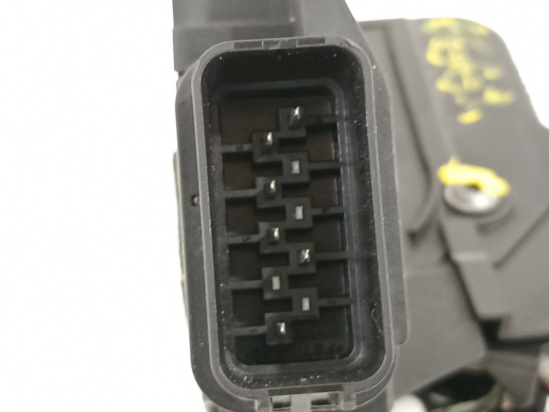 Recambio de cerradura puerta trasera izquierda para ford mondeo sportbreak (ca2) trend referencia OEM IAM 6M2AR26413BC  