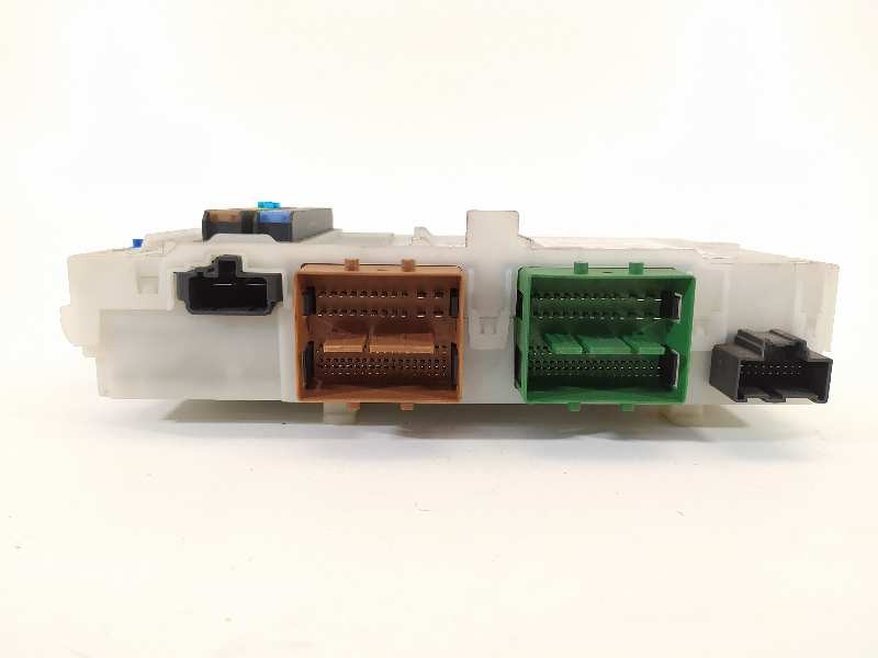 Recambio de caja reles / fusibles para ford mondeo sportbreak (ca2) trend referencia OEM IAM 7G9T14A073DC 28110779 