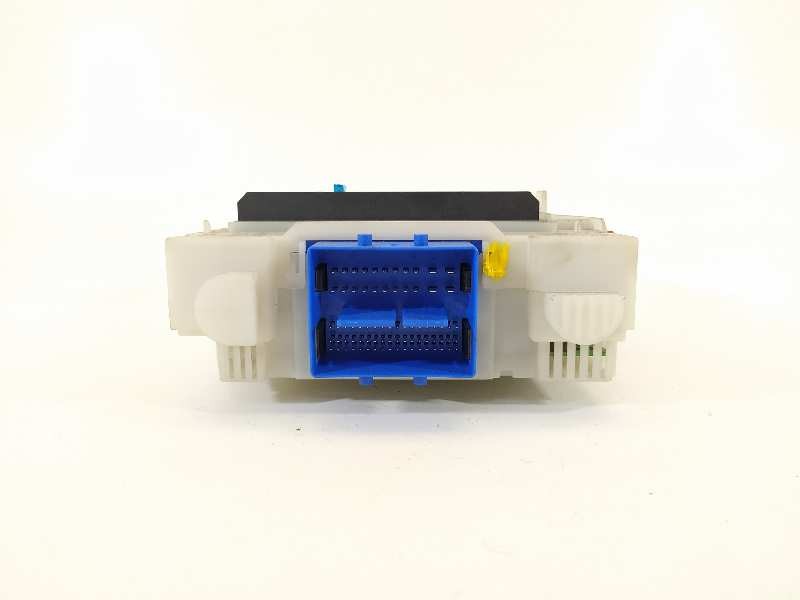 Recambio de caja reles / fusibles para ford mondeo sportbreak (ca2) trend referencia OEM IAM 7G9T14A073DC 28110779 