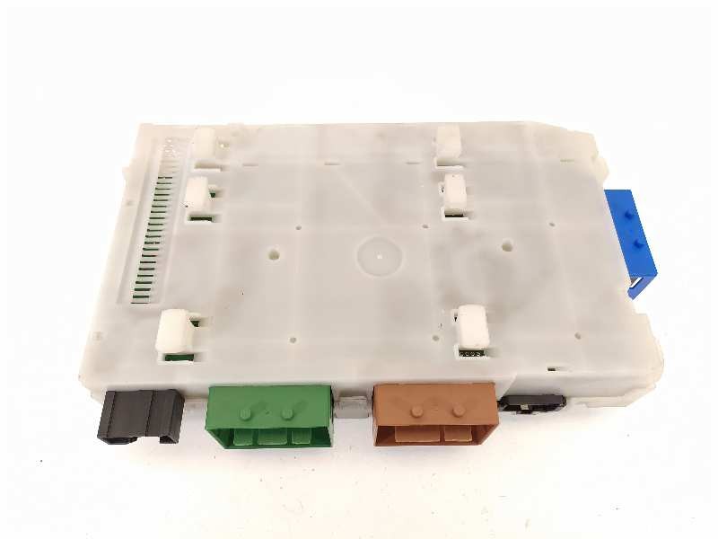 Recambio de caja reles / fusibles para ford mondeo sportbreak (ca2) trend referencia OEM IAM 7G9T14A073DC 28110779 